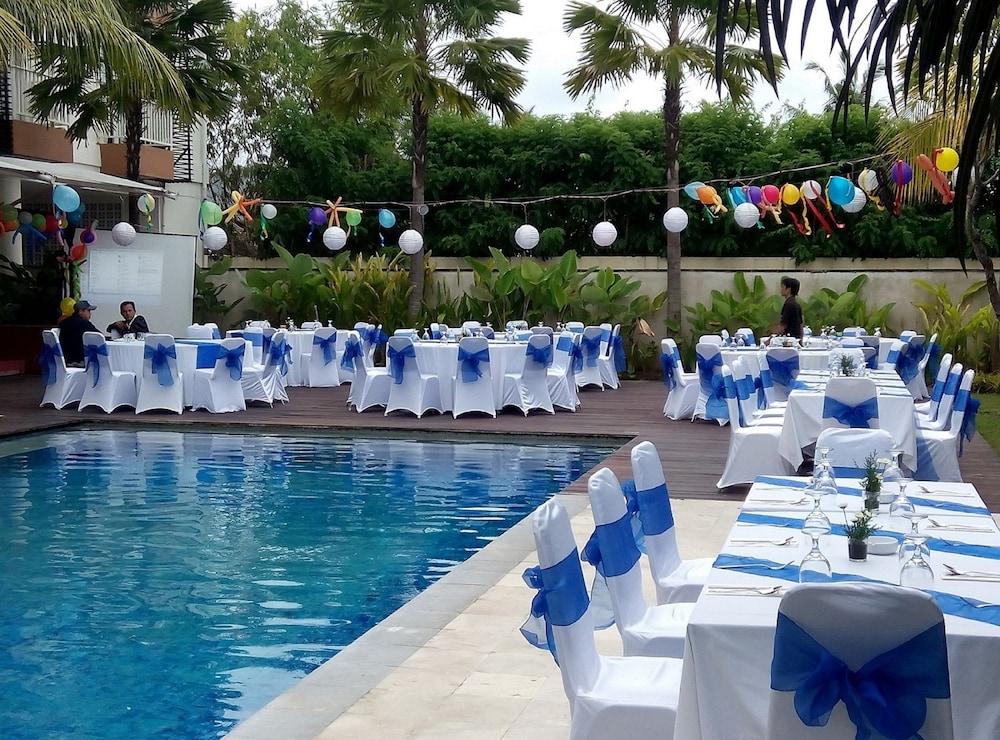 ซมินญะก์ การ์เดน โฮเต็ล Hotel Dalung  ภายนอก รูปภาพ