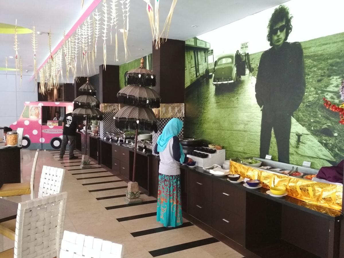 ซมินญะก์ การ์เดน โฮเต็ล Hotel Dalung  ภายนอก รูปภาพ