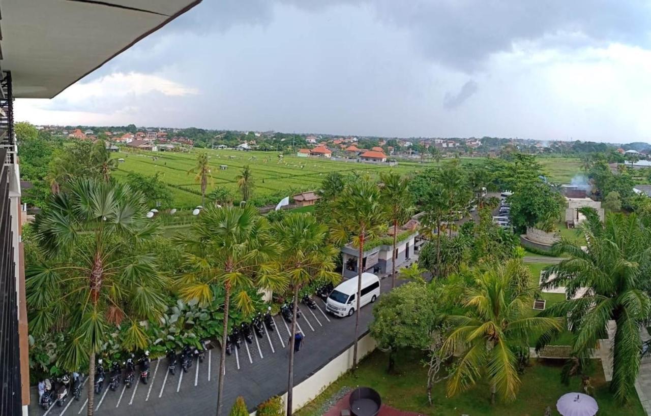 ซมินญะก์ การ์เดน โฮเต็ล Hotel Dalung  ภายนอก รูปภาพ